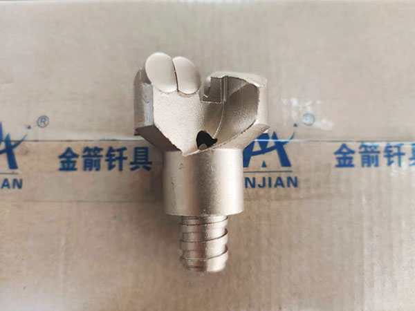 PDC復(fù)合片鉆頭1