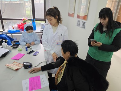 金水區(qū)未來(lái)路街道 健康服務(wù)進(jìn)社區(qū),居民健康有"醫(yī)"靠